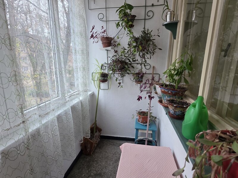 1 Decembrie 1918, intersectie Jean Steriadi, 10 minute metrou, vav Auchan